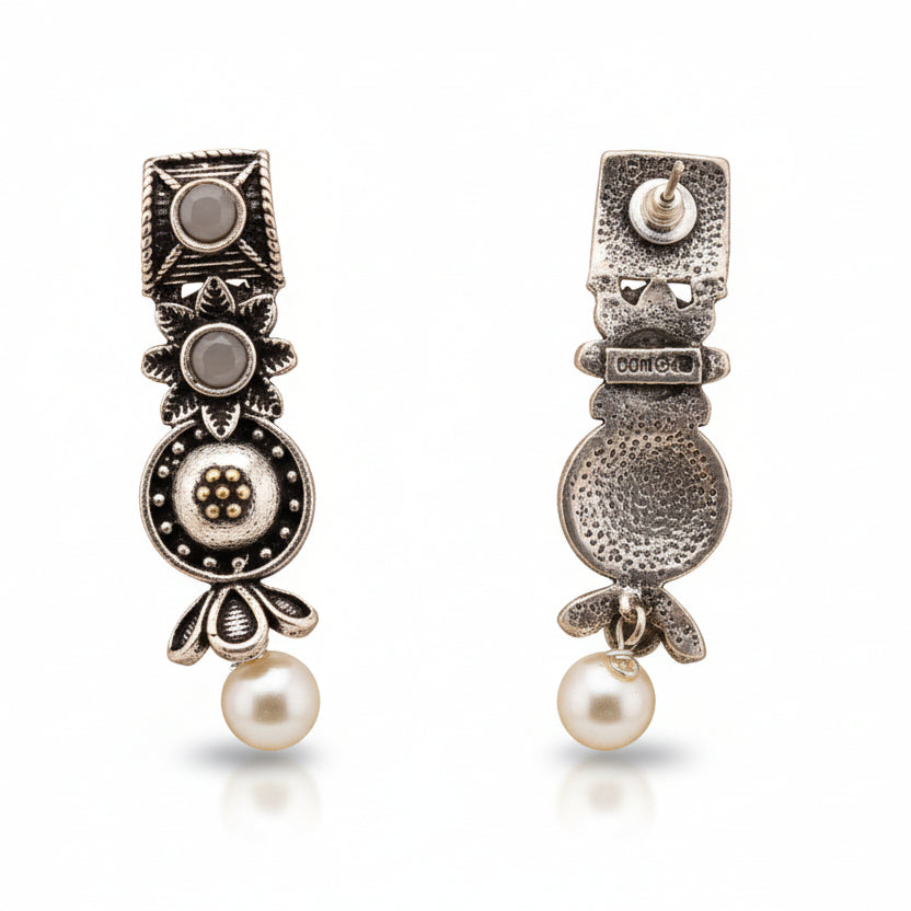 Wonderful wildflower oxidised stud earrings (Grey)