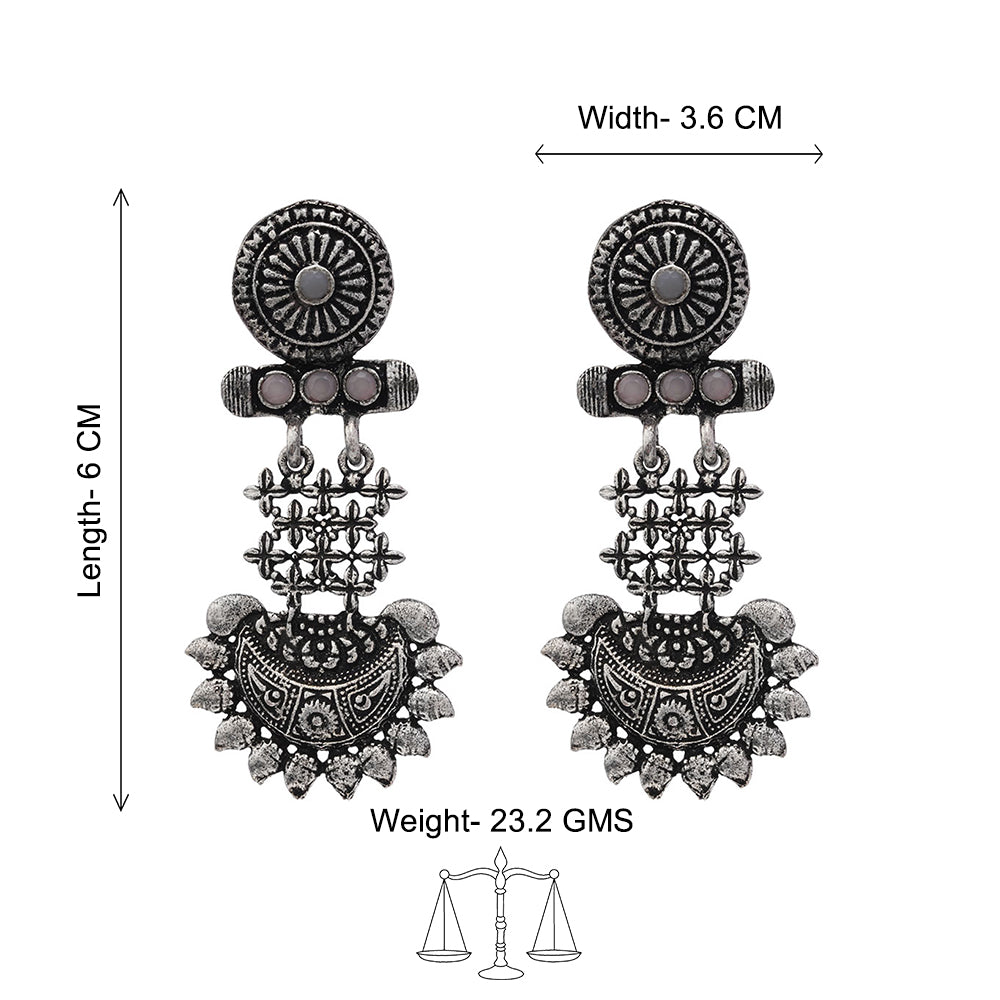 Enchanted Swing dangler earring (Grey)