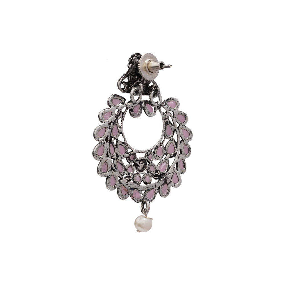 Diva Drops stud earrings (Baby Pink)