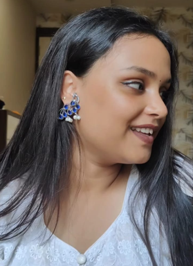 Mor vibrance pearl dangler earrings (Blue)