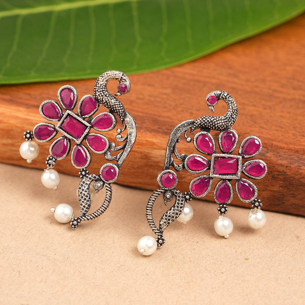 Peacock flower pearl stud earrings (Red)