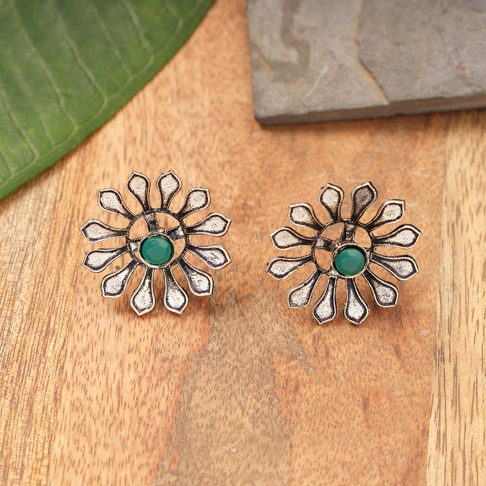 FlowerLoom Stud Earrings - Green