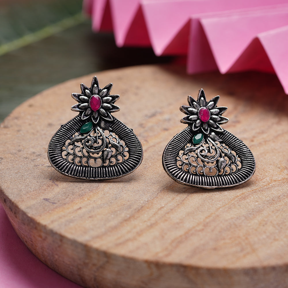 Glint stone studded stud earrings (Multicolored)