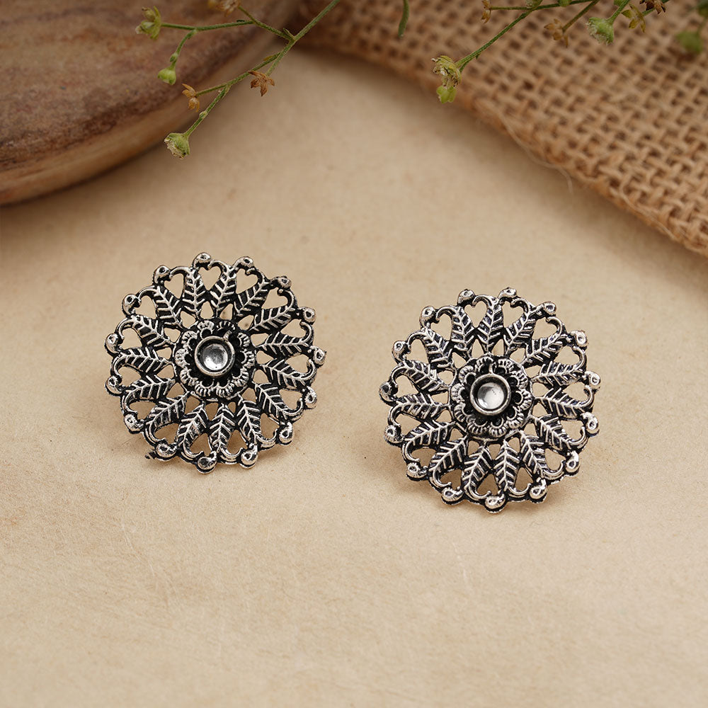 Wildflower oxidised stud earrings (White)