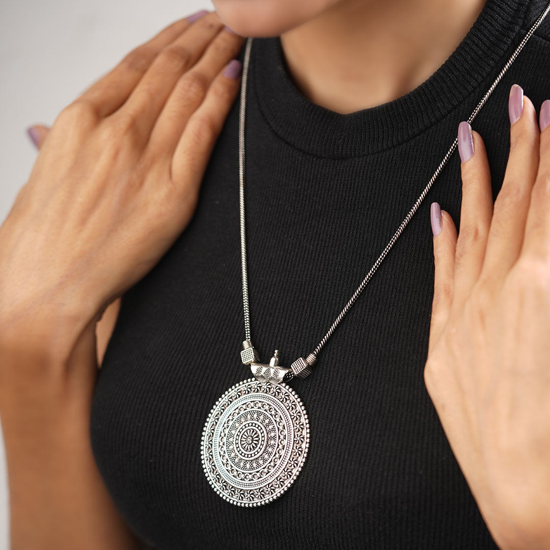 Royal Chakra oxidized chain neckpiece (Silver)