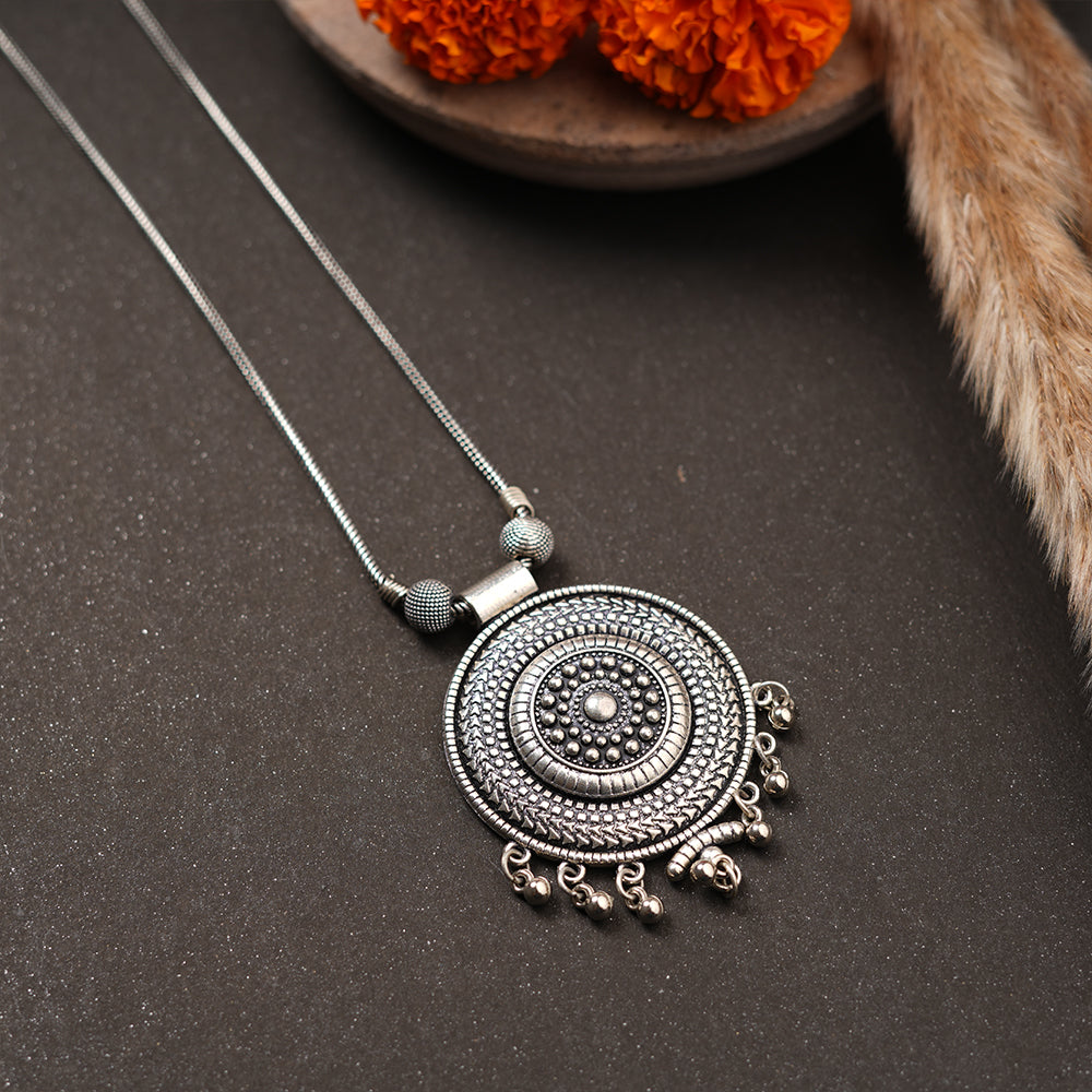 Oxidised Round pendent chain set