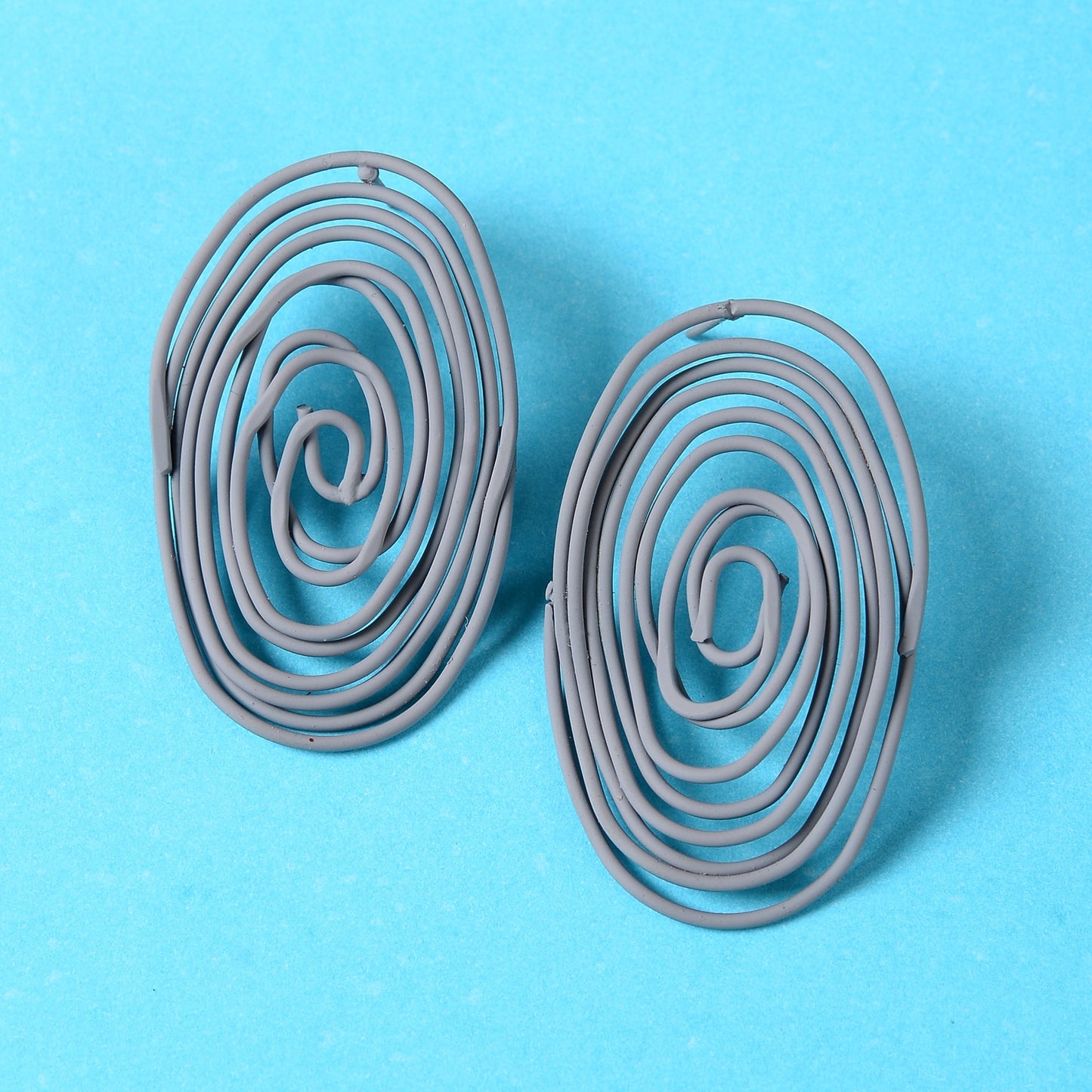 Grey spiralled Earrings
