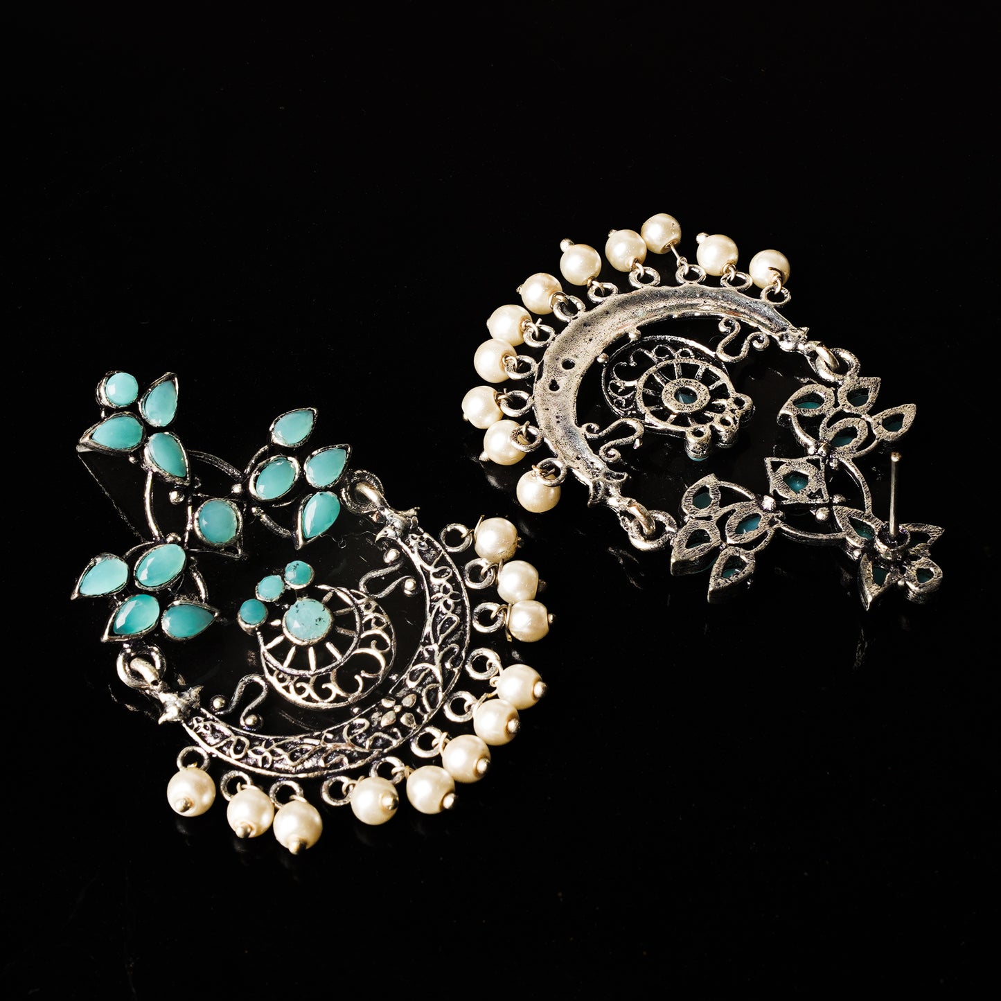 Carved Charm Dangler earrings (Mint)