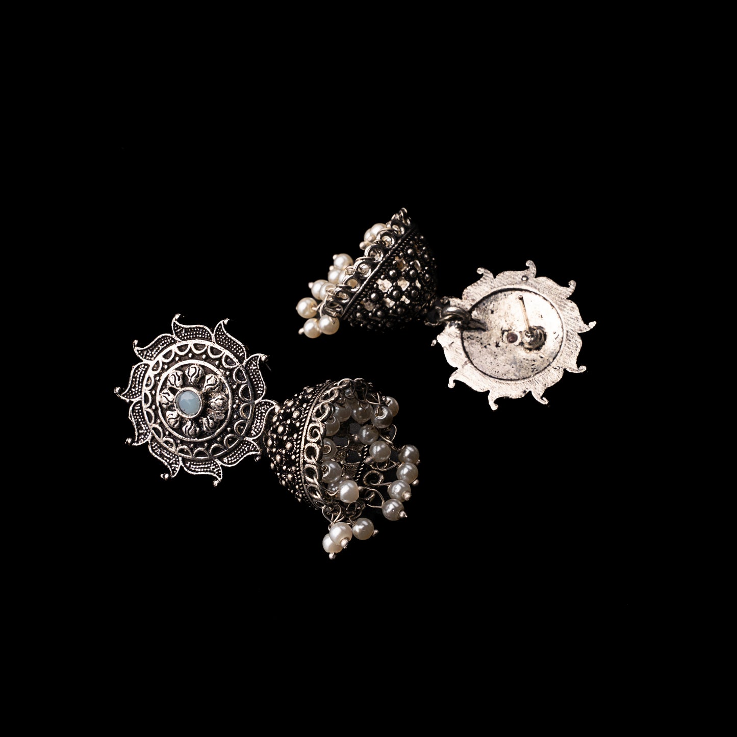 Sooraj radiance pearl jhumki earring (Mint)