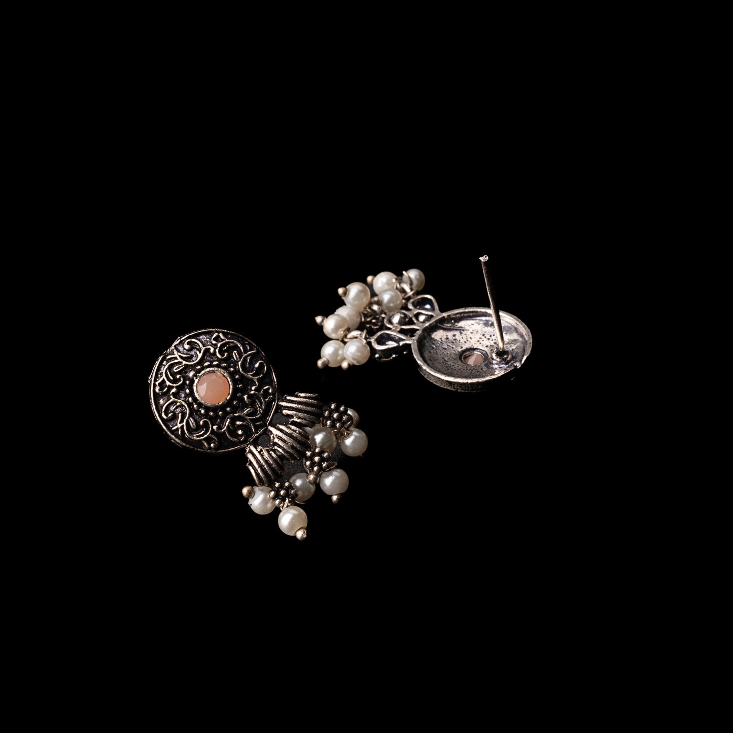 Button rays stud earring (Light Orange)