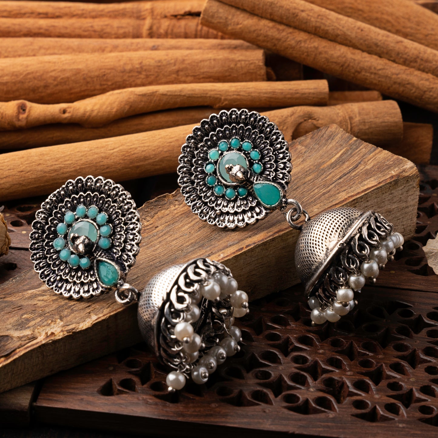 Evergreen jhumka earrings (Mint)