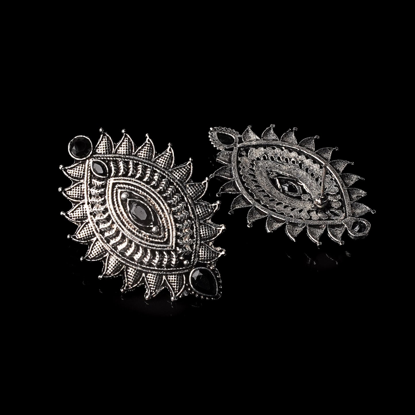 Oval drop stud earrings (Black)