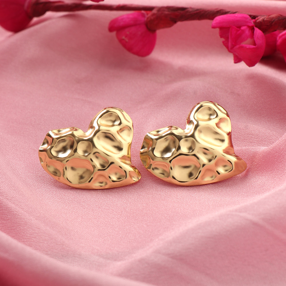 Heart Glow- Golden Stud Earrings