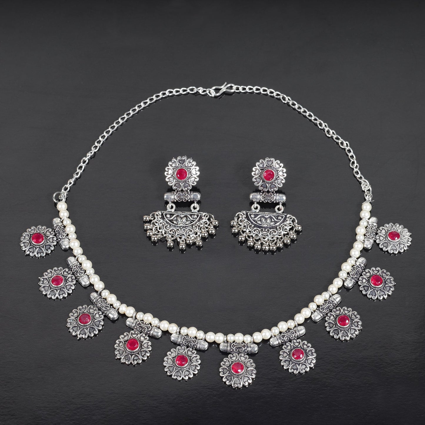 Trail of pearl Rajwada neckpiece set (Red)