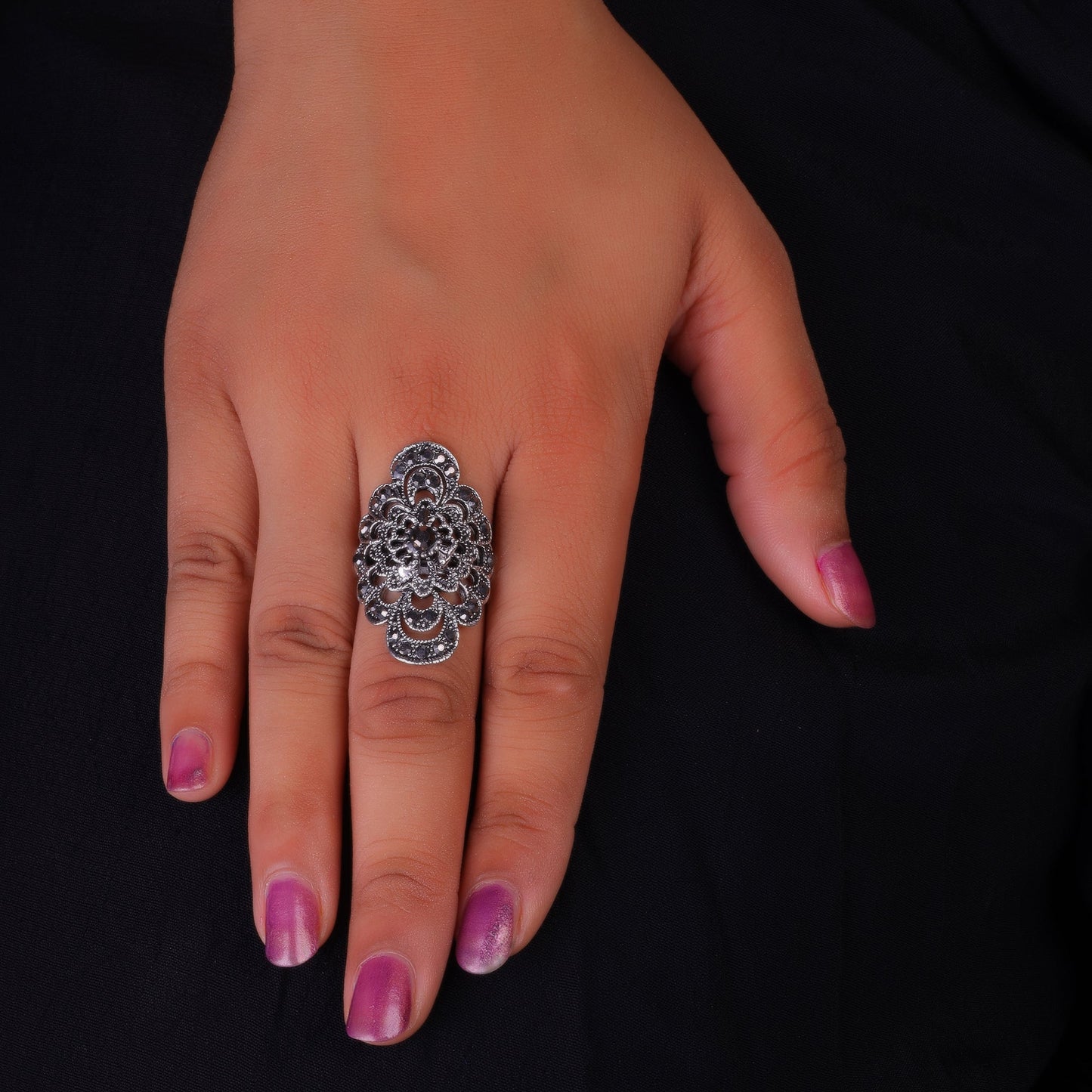 Metallic adjustable Ring