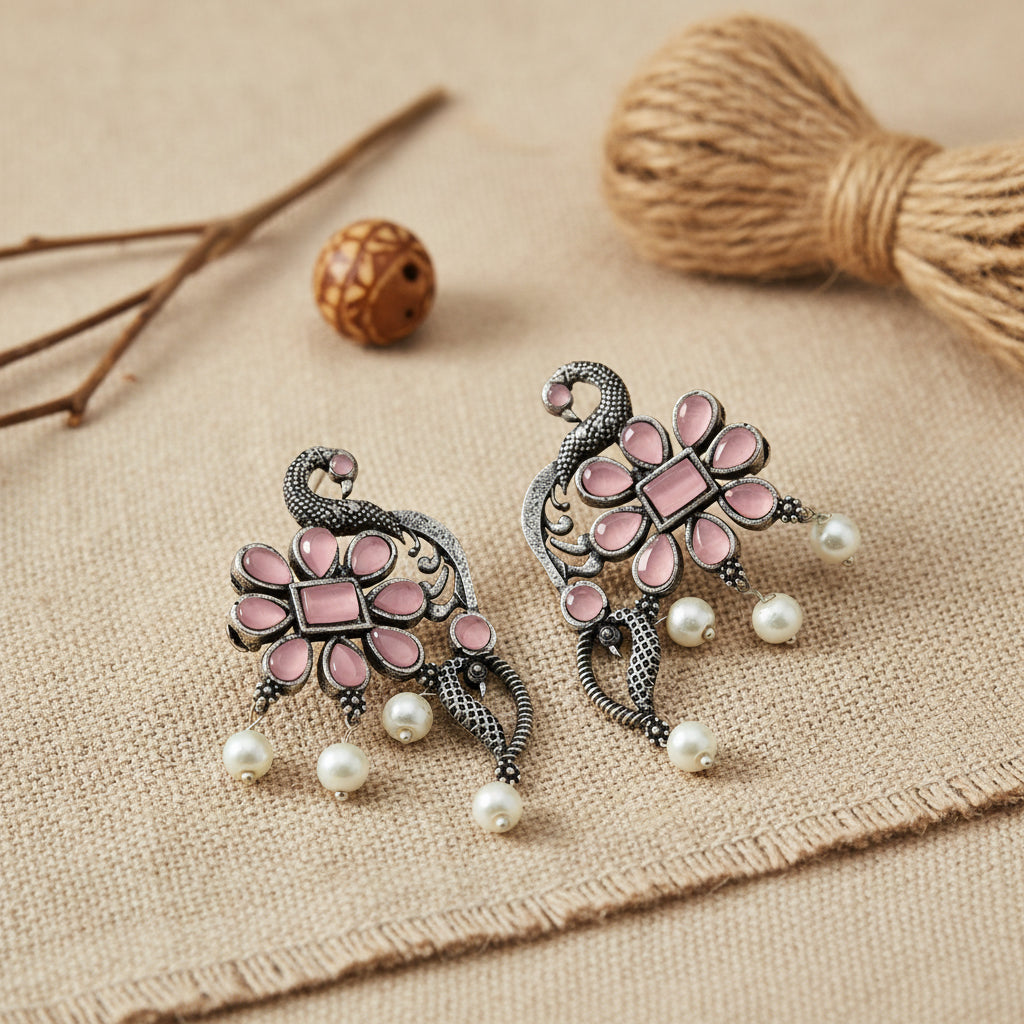 Peacock flower pearl stud earrings (Baby Pink)