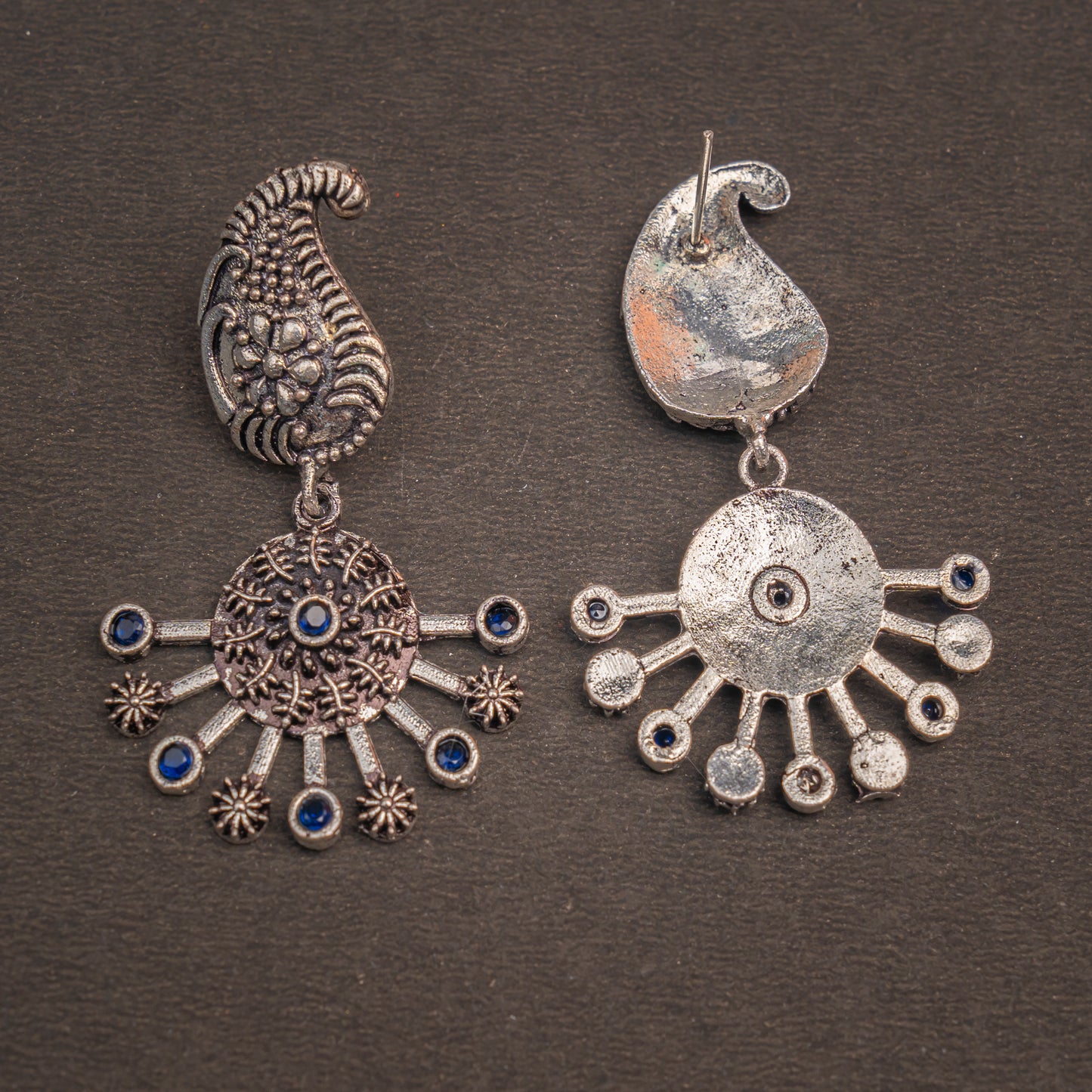 Rays and Paisley dangler earring (Blue)