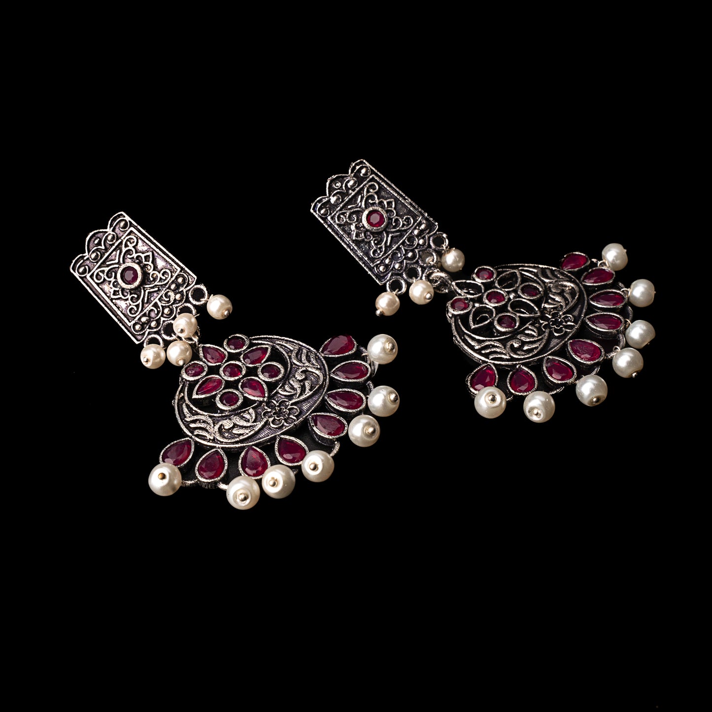 Charming Chandni Dangler earring (Red)