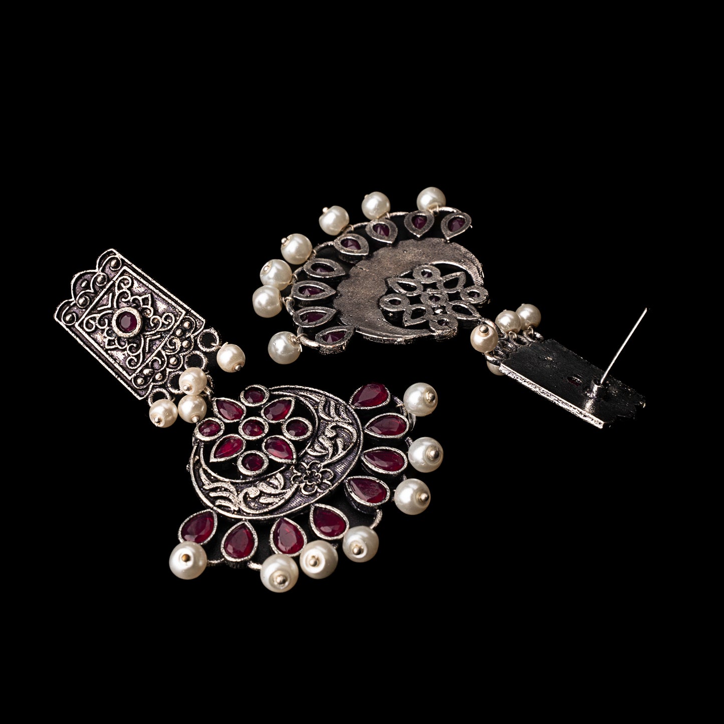 Charming Chandni Dangler earring (Red)