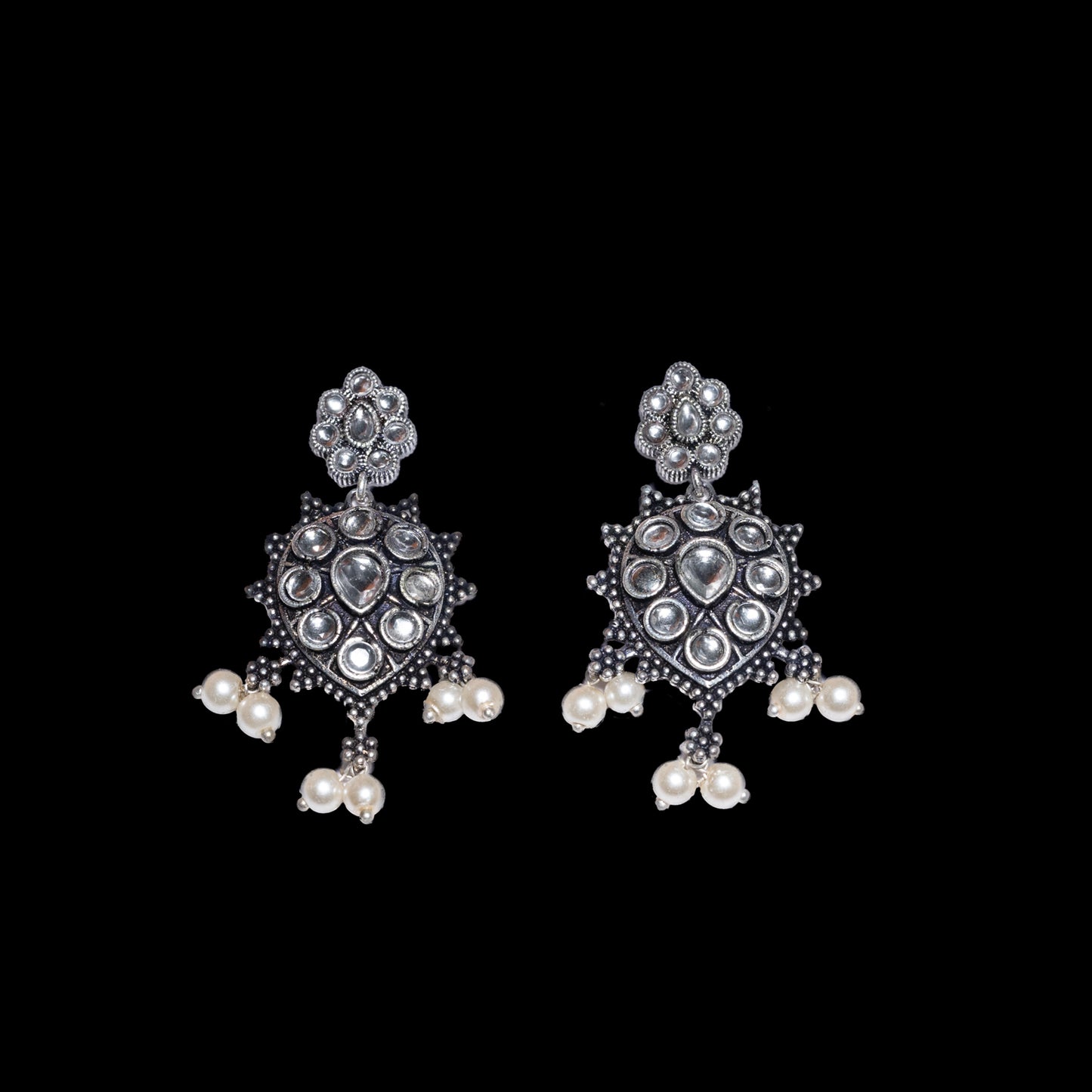 Drop Radiance dangler earrings (White)