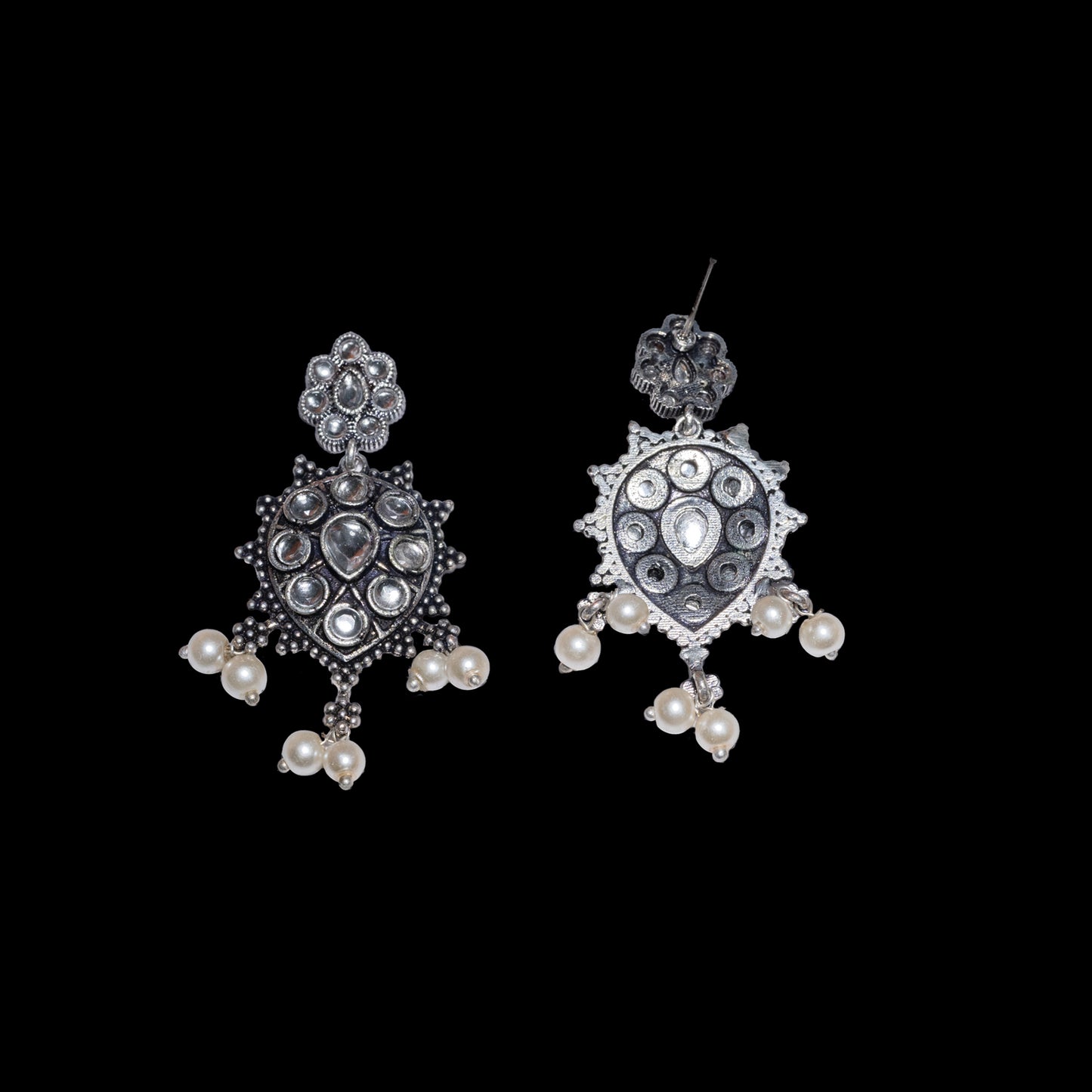 Drop Radiance dangler earrings (White)