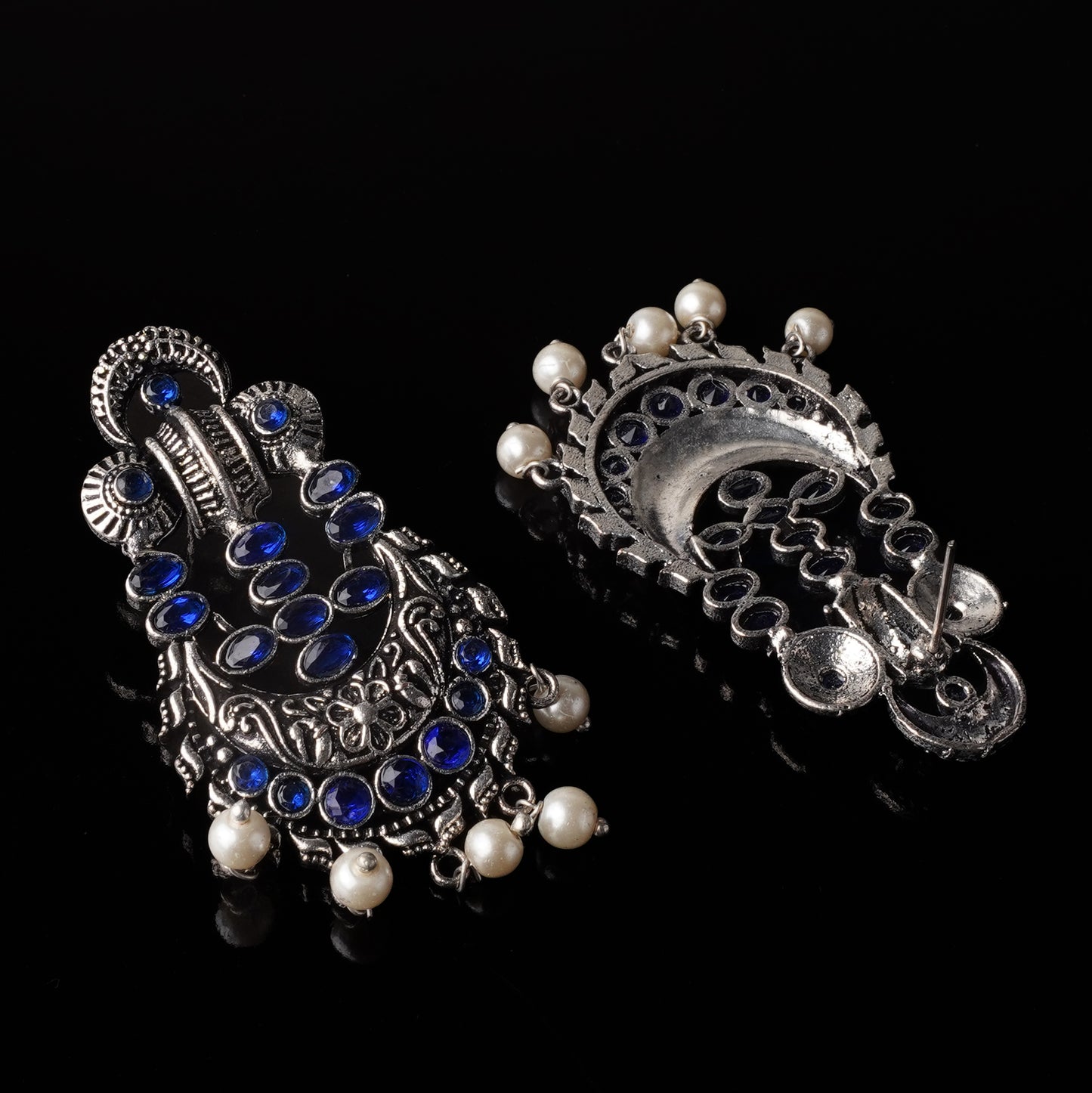 Heritage Bloom pearl stud earrings (Blue)