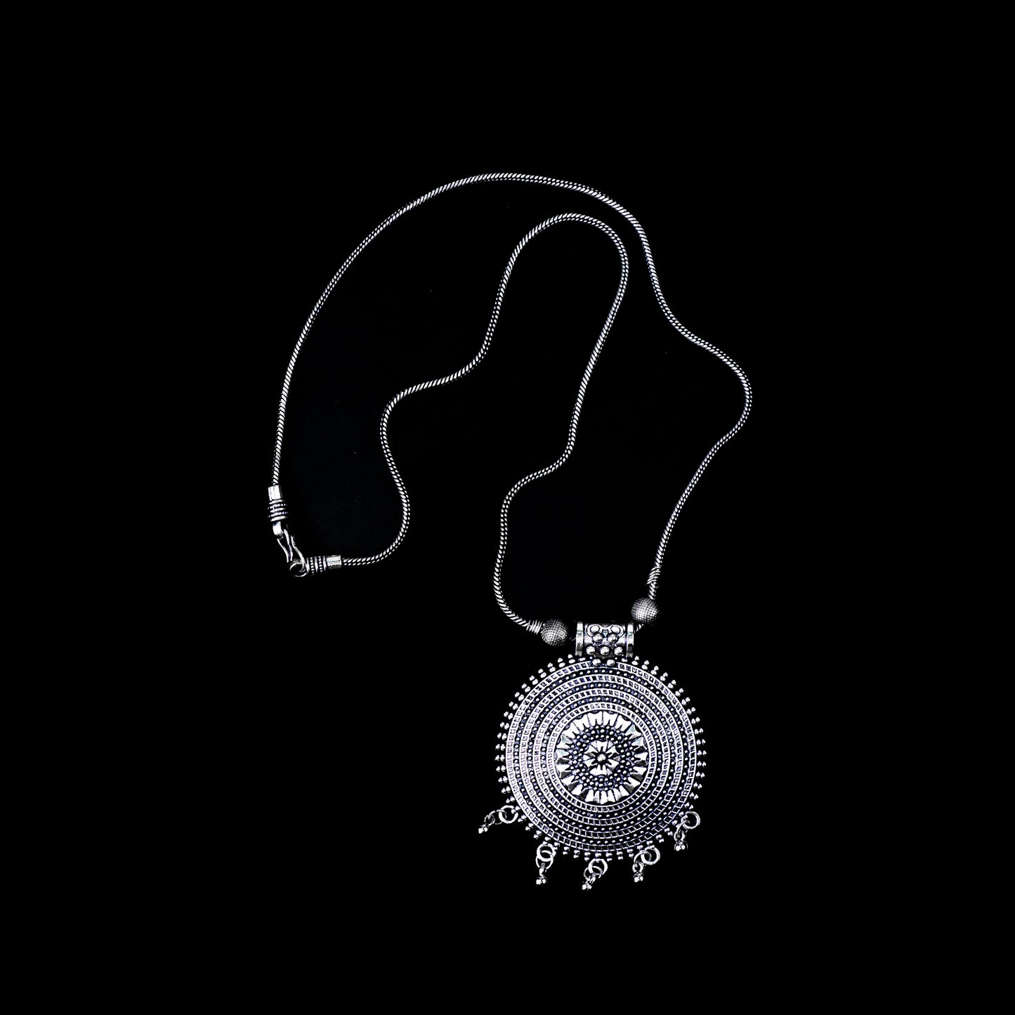 Ethereal carved chakra chain neckpiece (Silver)