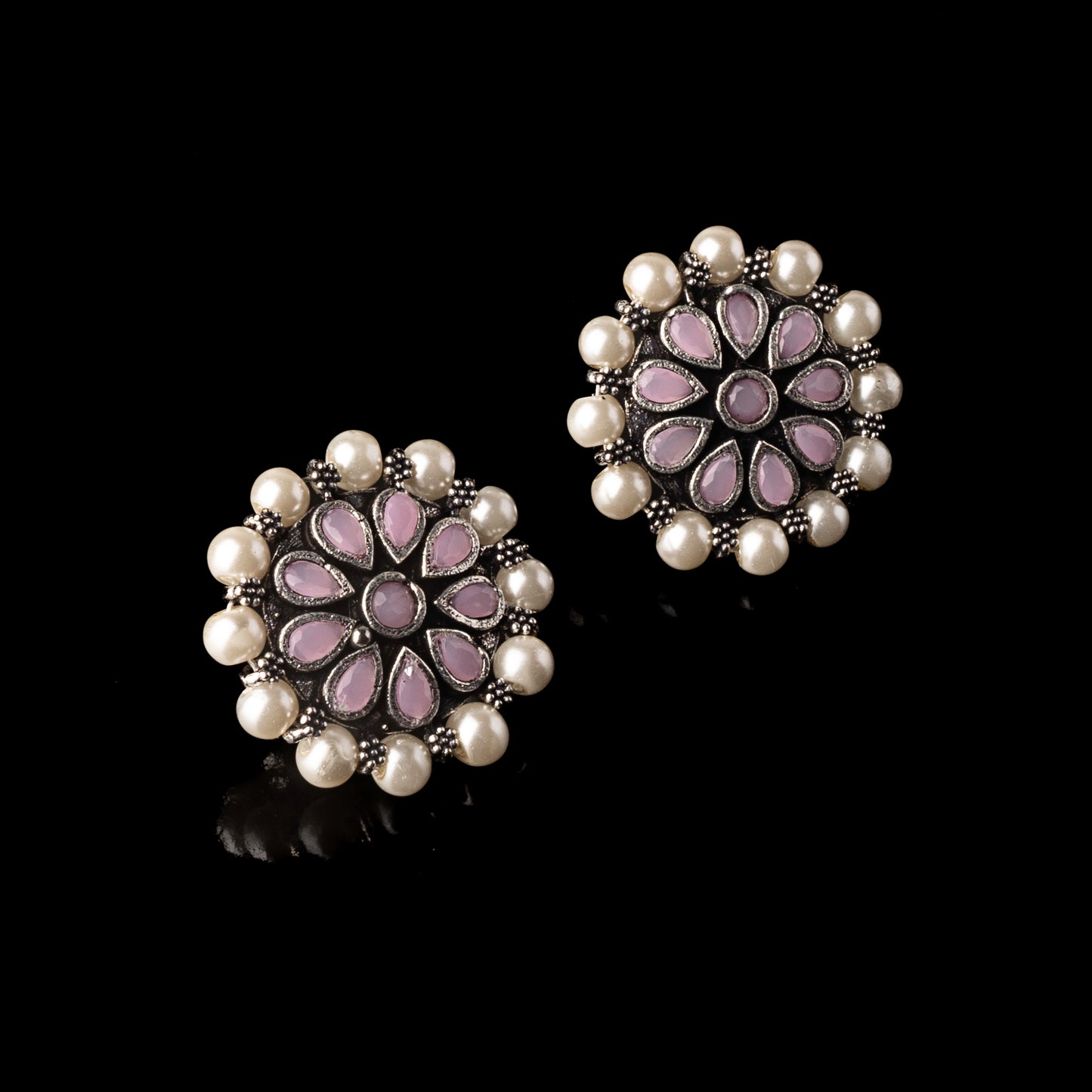 Crystal bloom oxidised chain neckpiece (Baby Pink)