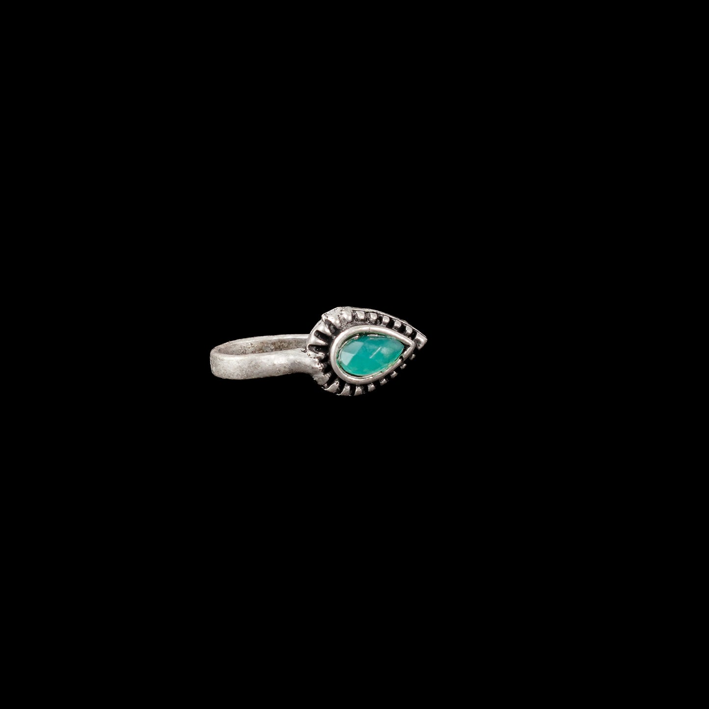 Heritage drop oxidised nosepin (Green)