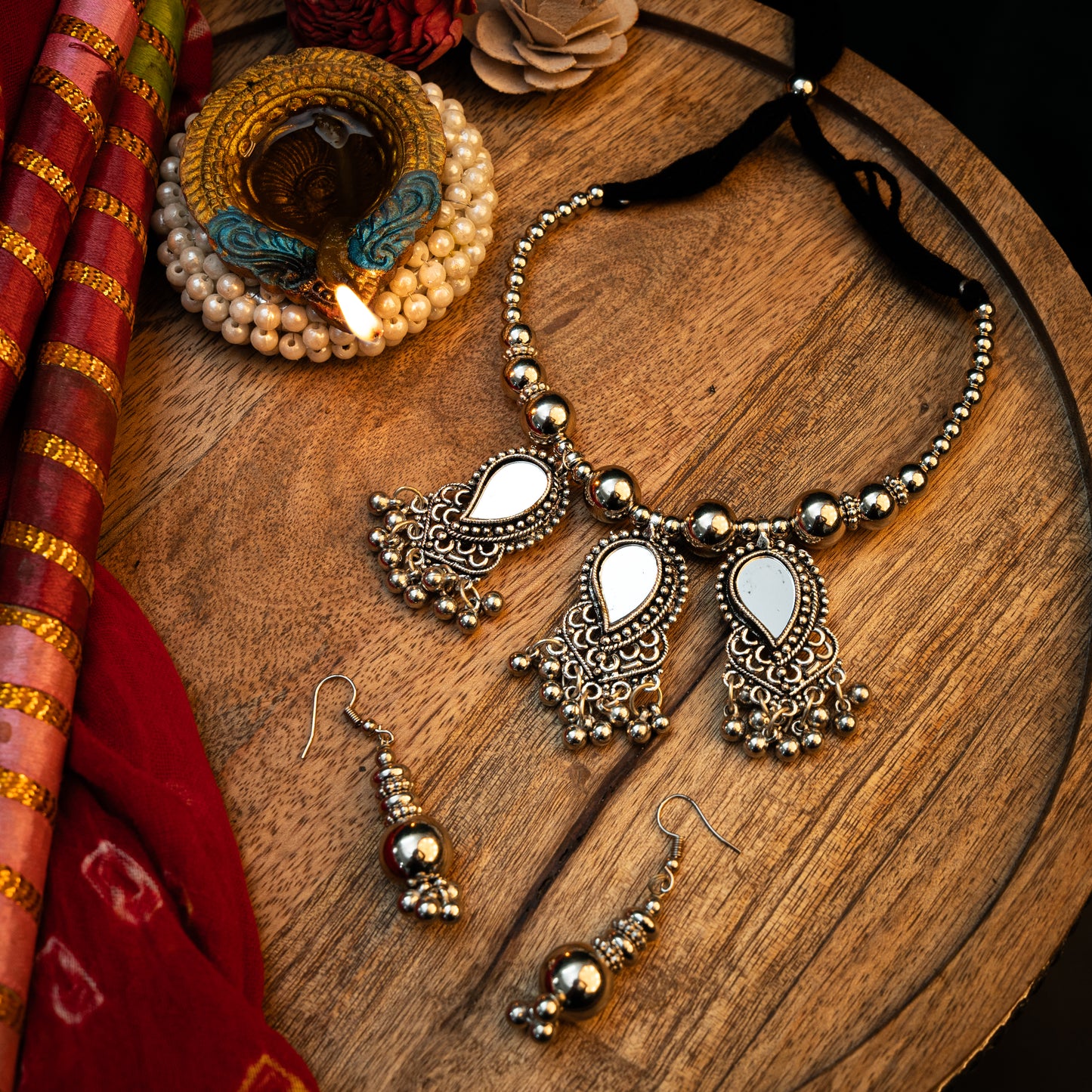 Shining charm mirror neckpiece (Silver)