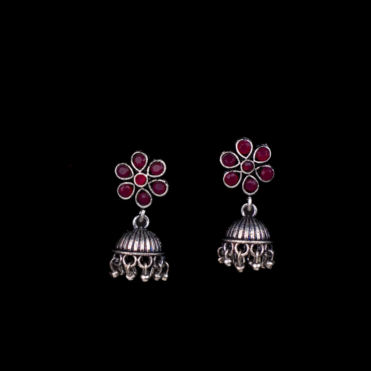 Floral flawlessness jhumki earrings (Red)