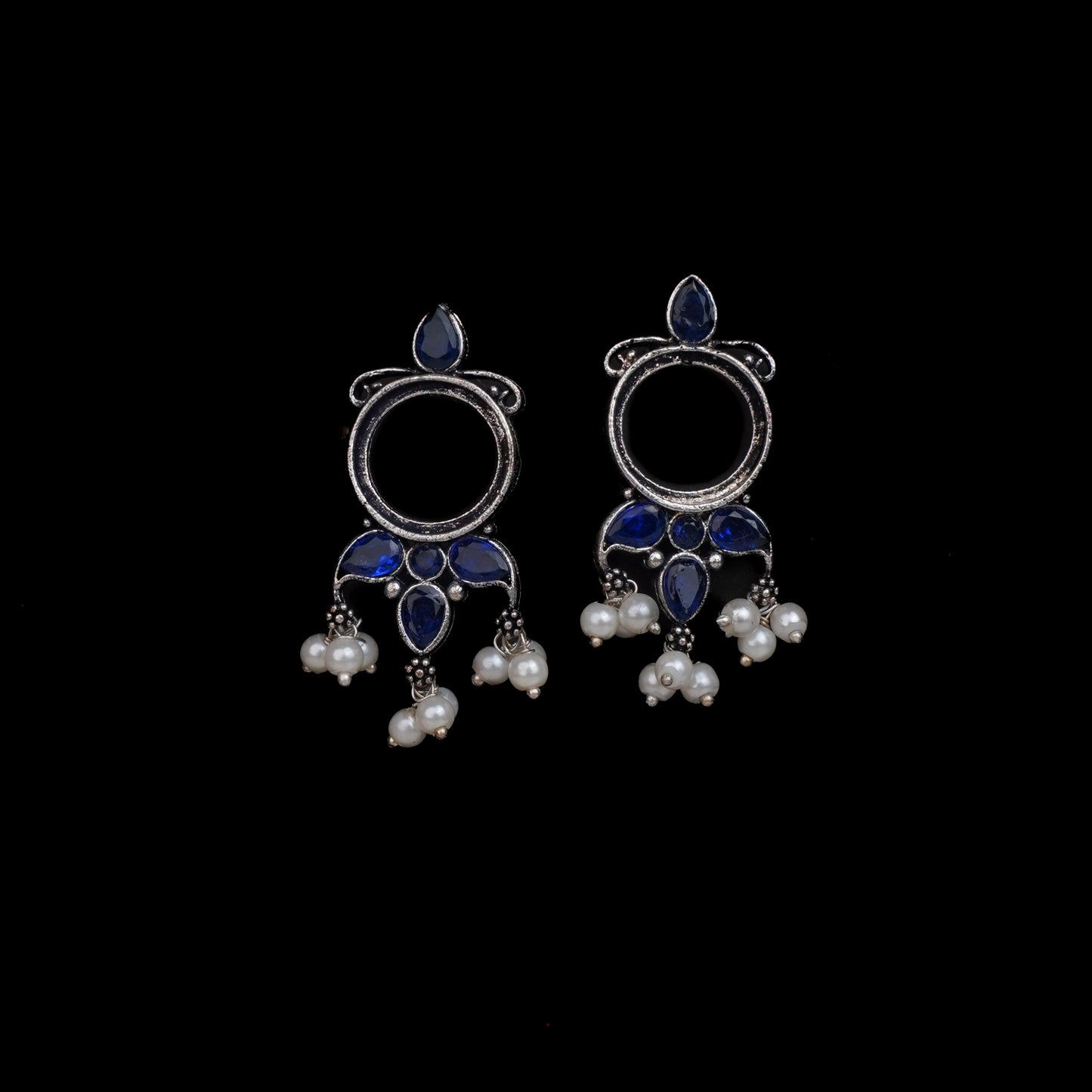 Loop dot stud earrings (Blue)