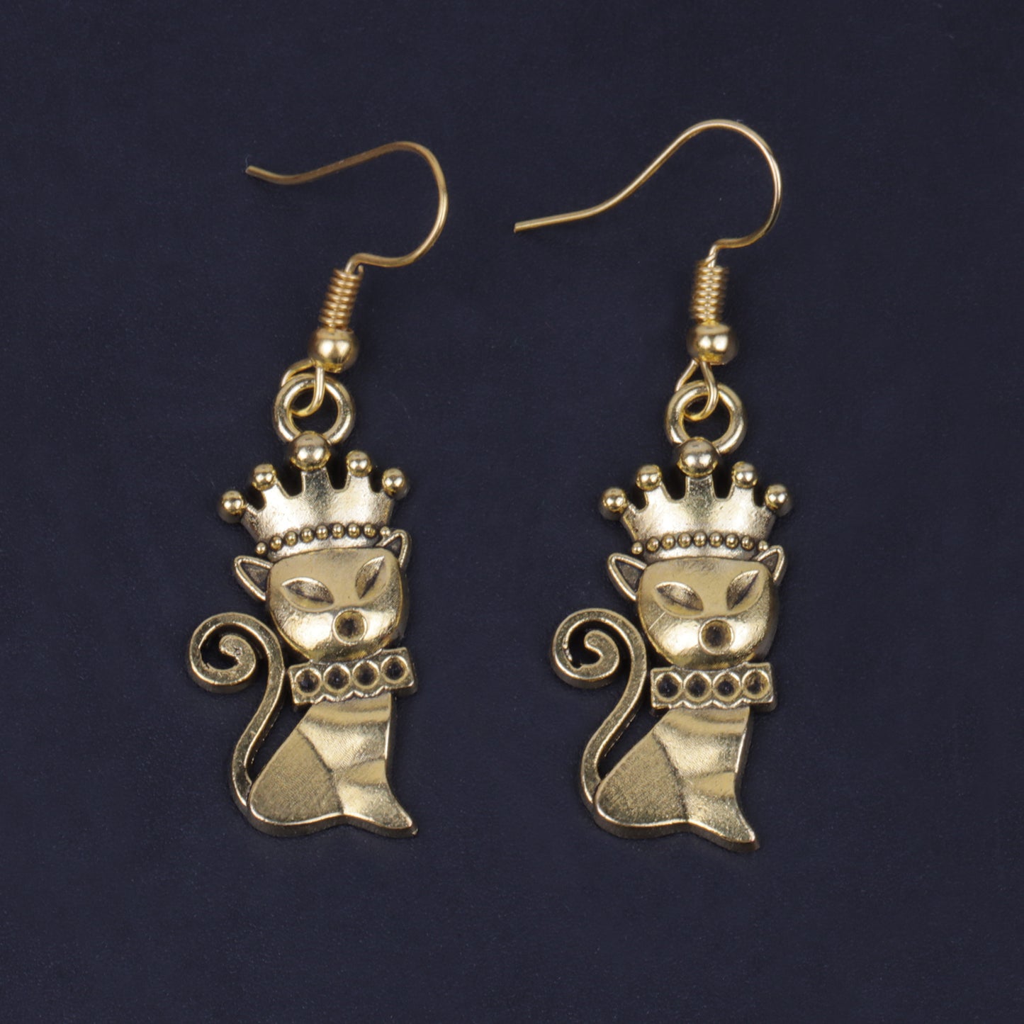 Queen Cat Shaped Golden Polished Oxidised Danglers