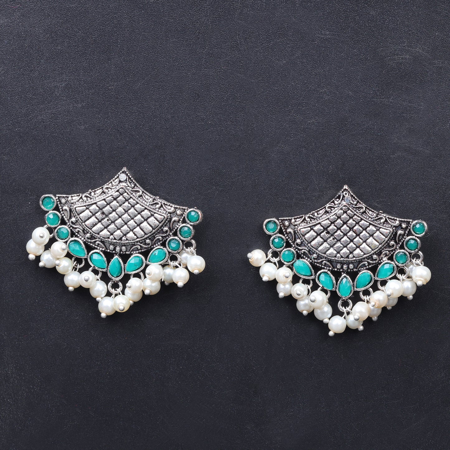 Royal Potli stud earrings (Green)