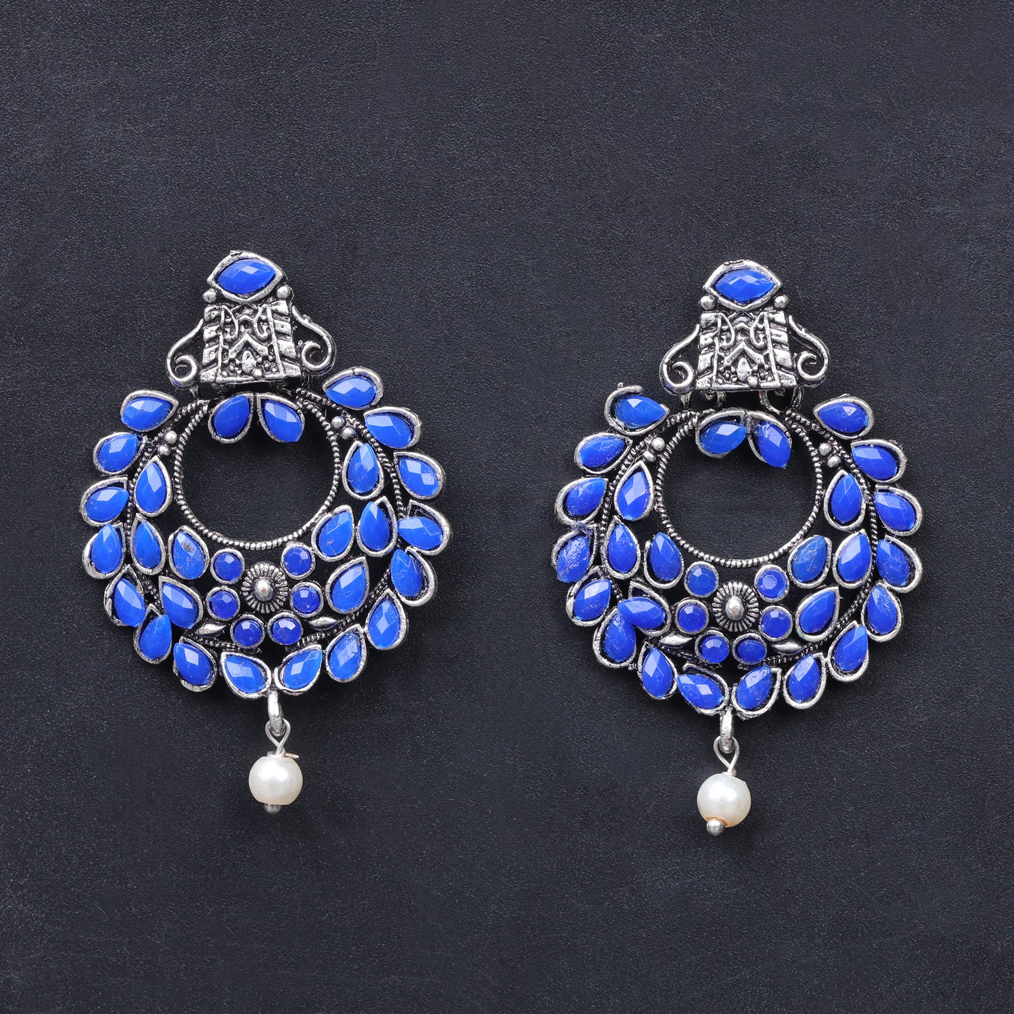 Diva Drops stud earrings (Blue)