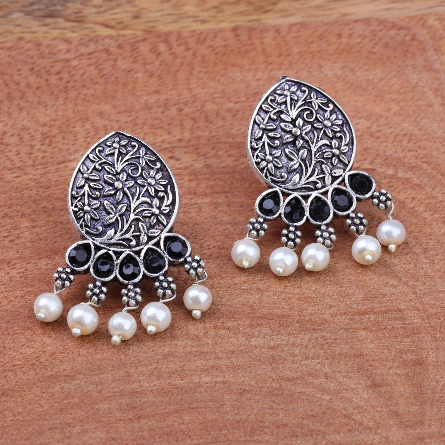 Zari carving drop stud earring (Black)