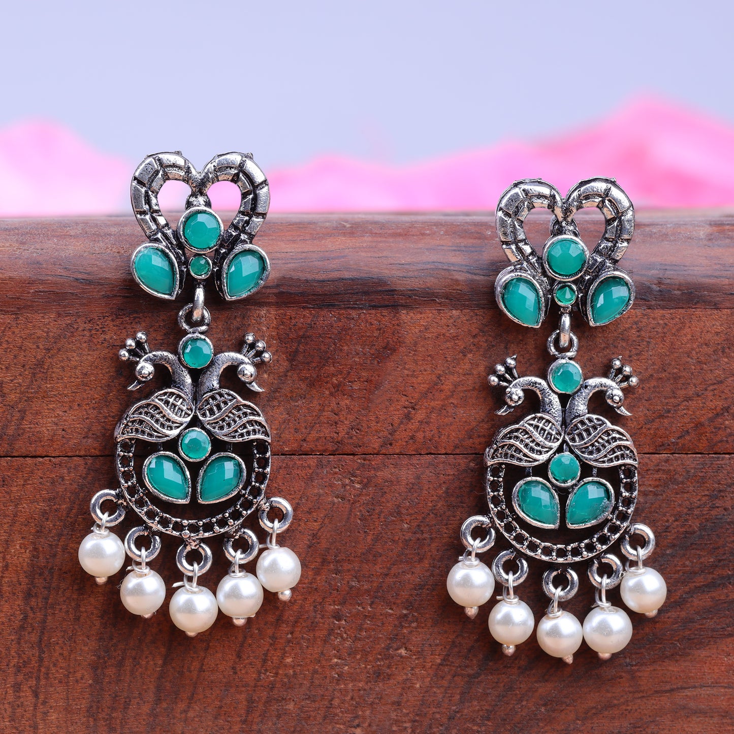 Neelkanth Dangler earrings (Green)