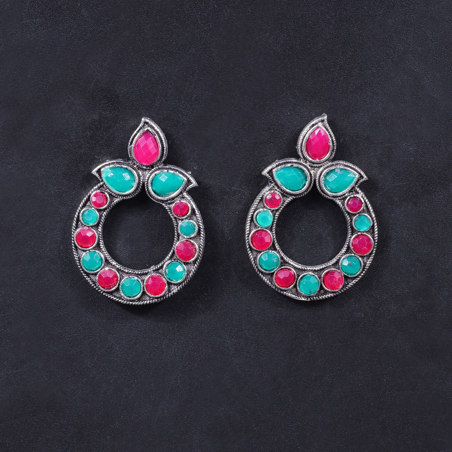 Petal Mandal stud earrings (Multicolored)