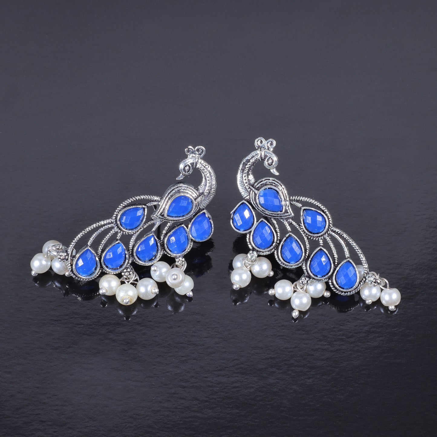 Mor vibrance pearl dangler earrings (Blue)