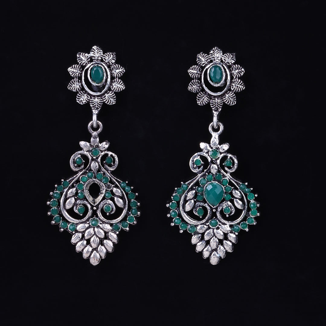 Heritage Paisley Dangler earrings (Green)