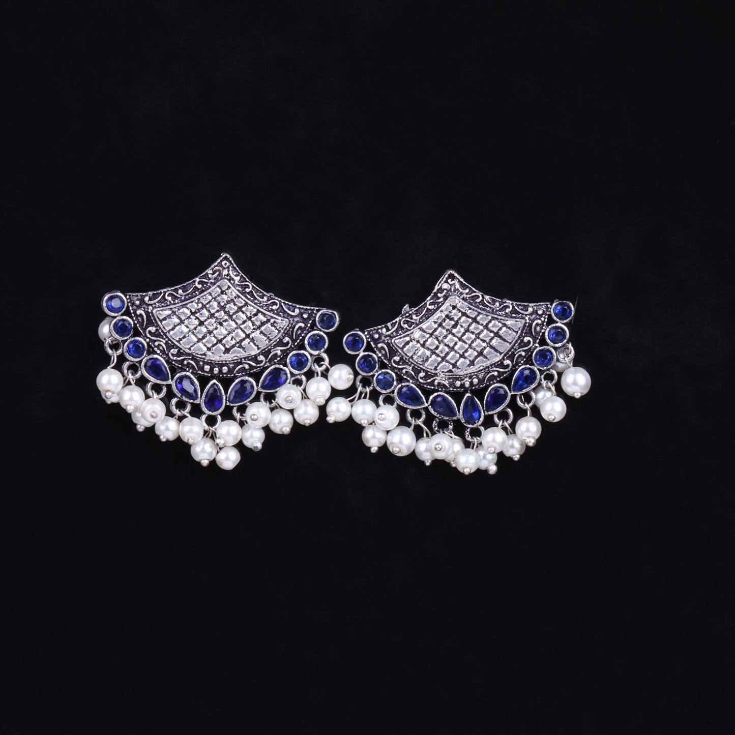 Royal Potli stud earrings (Blue)