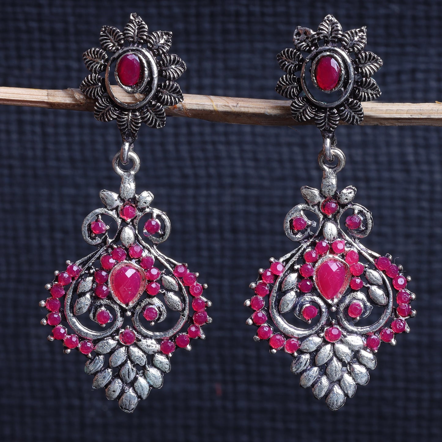 Heritage Paisley Dangler earrings (Red)