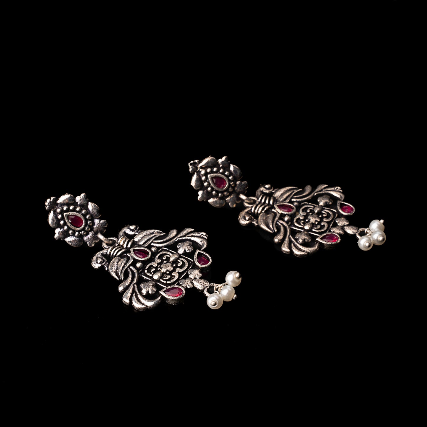 Feathered Grace dangler earrings (Red)