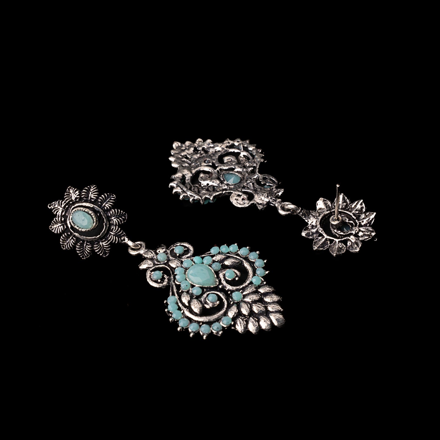 Heritage Paisley Dangler earrings (Mint)