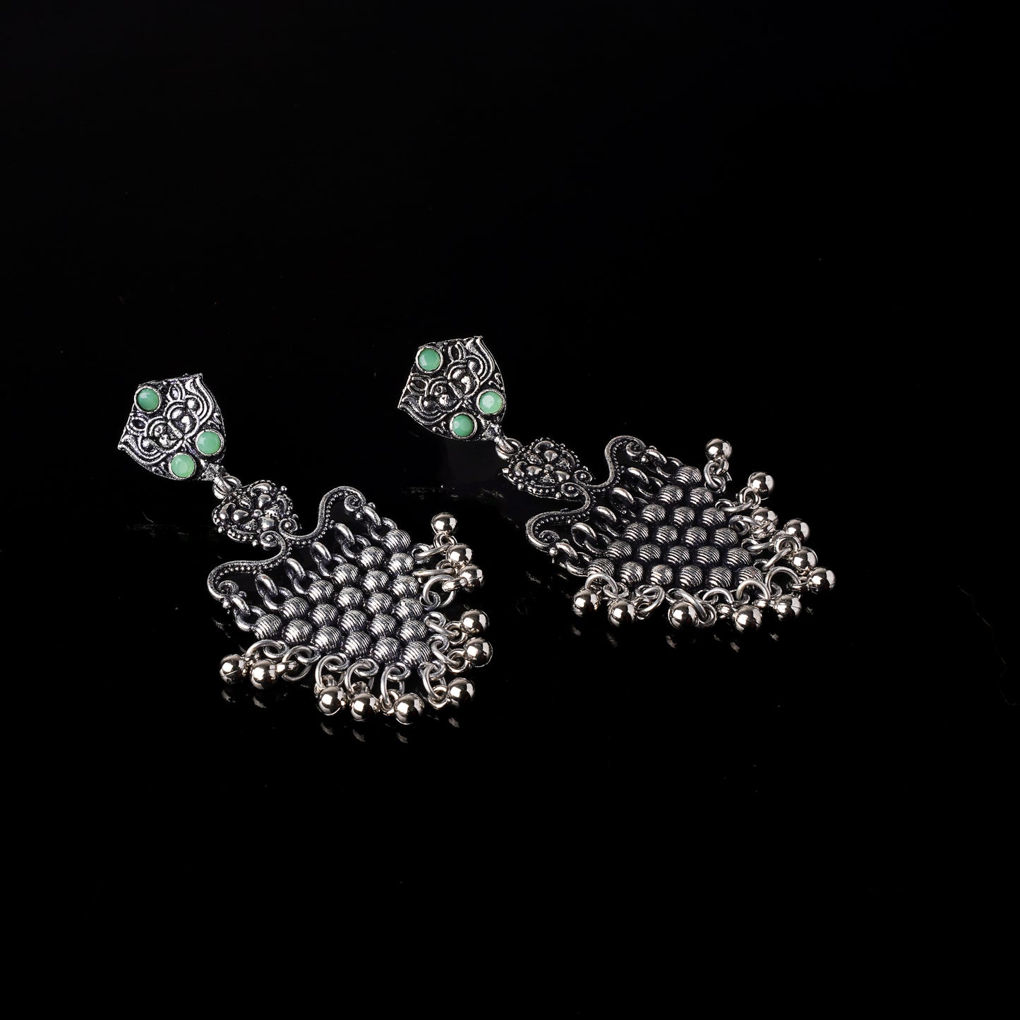 Chan-Chan ghunghroo dangler earring (Pista)