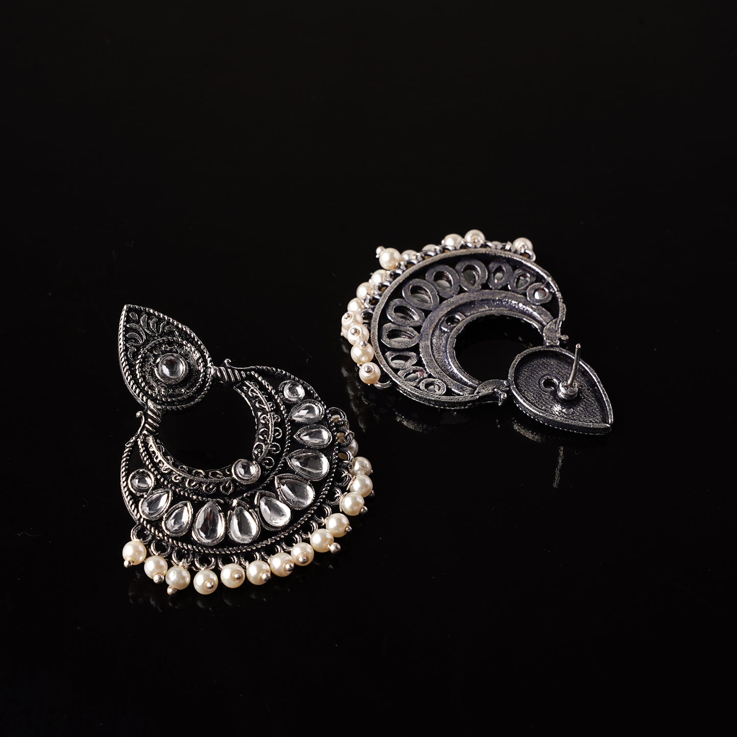 Charming Chaandbali pearl stud earrings (White)