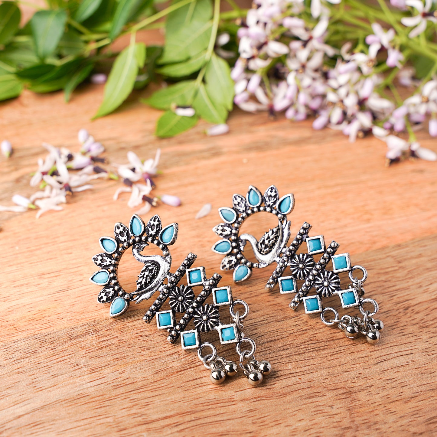 Marsh Muse dangler earring (Sky Blue)