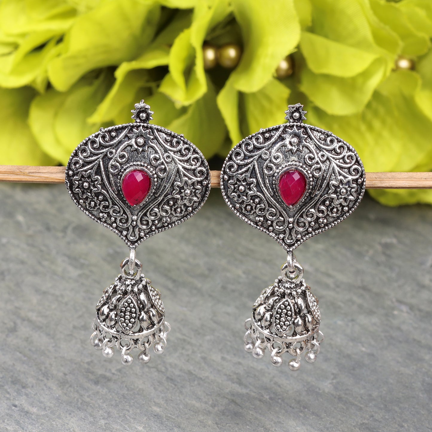 Pretty Petal Jhumki earrings (Red)