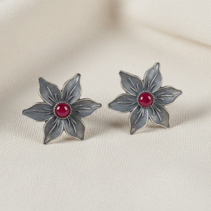 Minima-lily stud earrings (Red)