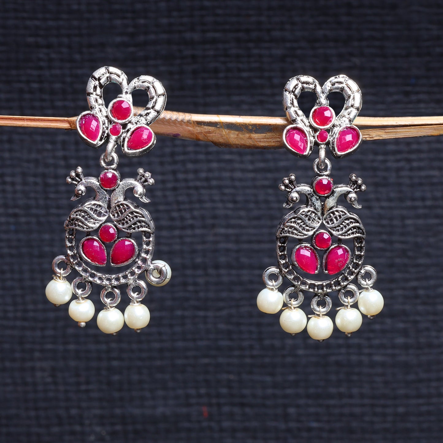 Neelkanth Dangler earrings (Red)